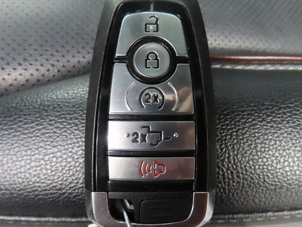 2023 Ford F-150 4x4 SuperCrew Lariat Fond du Lac WI