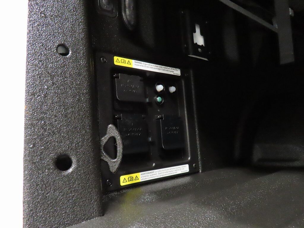 2023 Ford F-150 4x4 SuperCrew Lariat Fond du Lac WI