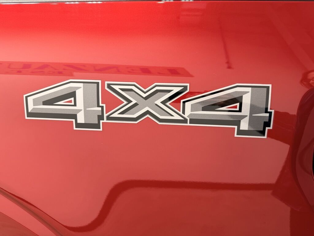 2023 Ford F-150 4x4 SuperCrew Lariat Minocqua WI