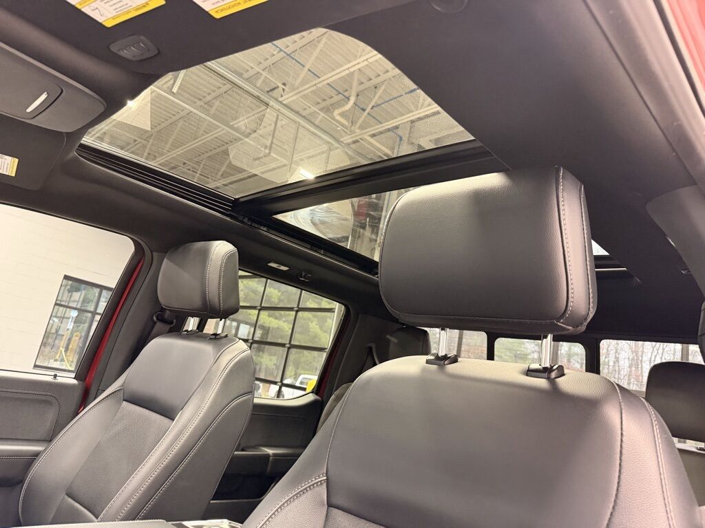 2023 Ford F-150 4x4 SuperCrew Lariat Minocqua WI