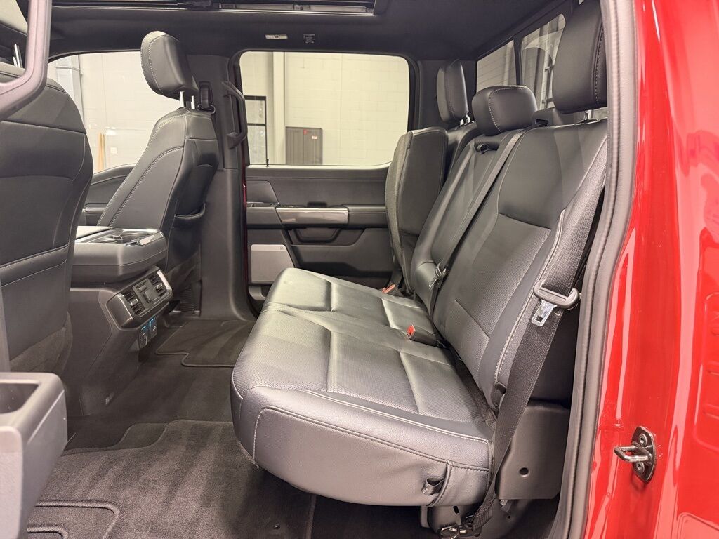 2023 Ford F-150 4x4 SuperCrew Lariat Minocqua WI