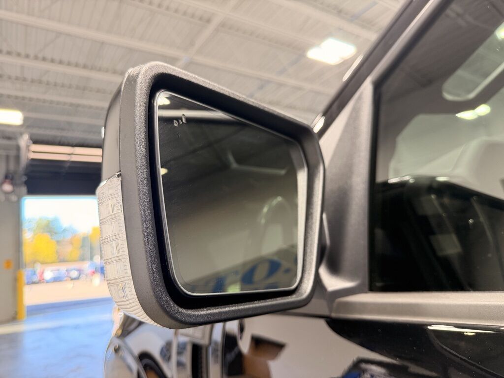 2023 Ford F-150 4x4 SuperCrew Lariat Minocqua WI