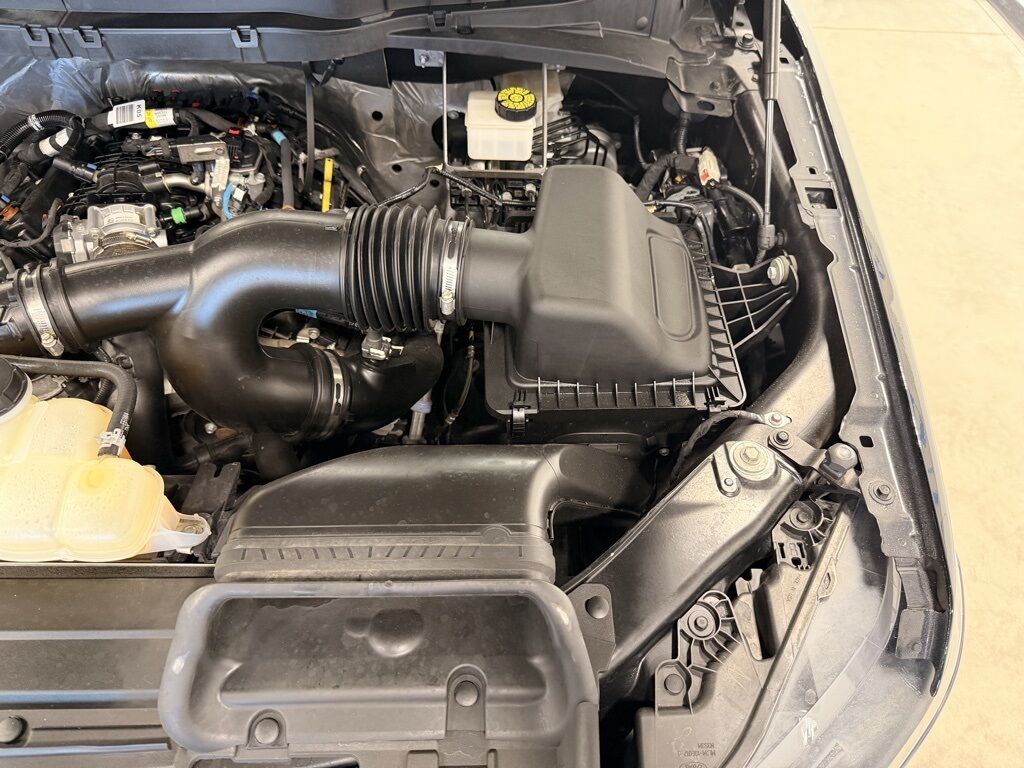 2023 Ford F-150 4x4 SuperCrew Lariat Minocqua WI