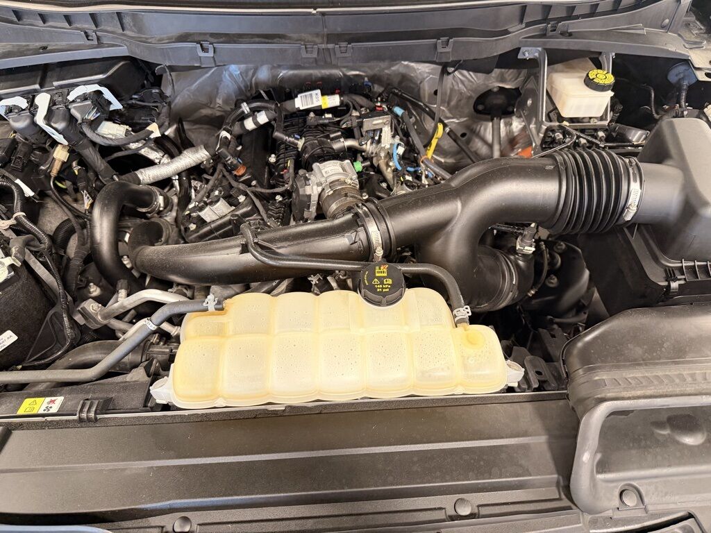 2023 Ford F-150 4x4 SuperCrew Lariat Minocqua WI