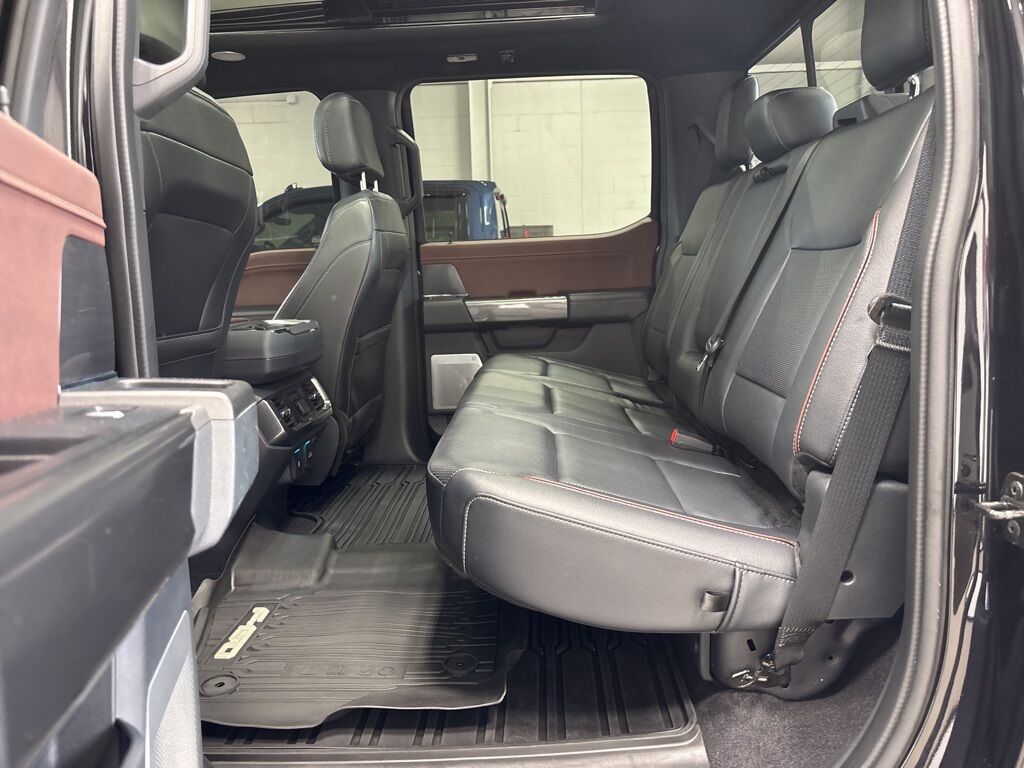 2023 Ford F-150 4x4 SuperCrew Lariat Minocqua WI
