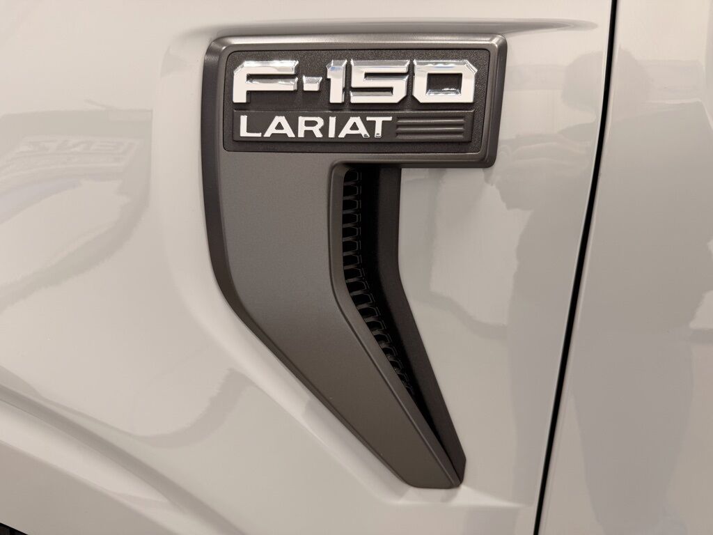 2023 Ford F-150 4x4 SuperCrew Lariat Minocqua WI