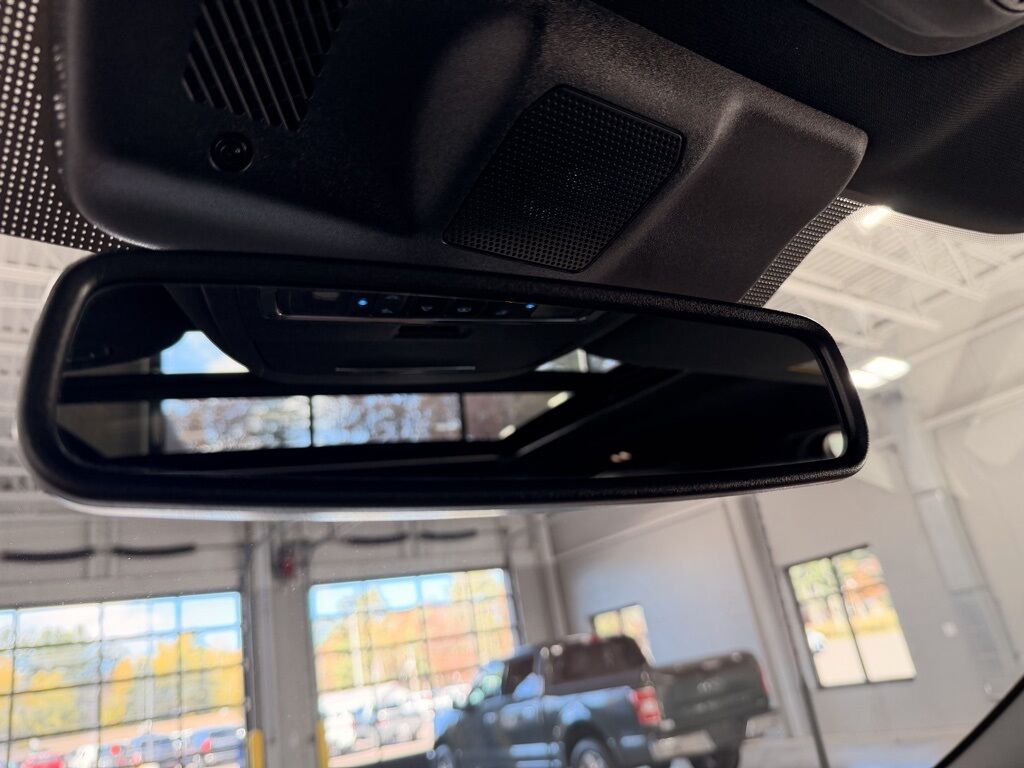 2023 Ford F-150 4x4 SuperCrew Lariat Minocqua WI