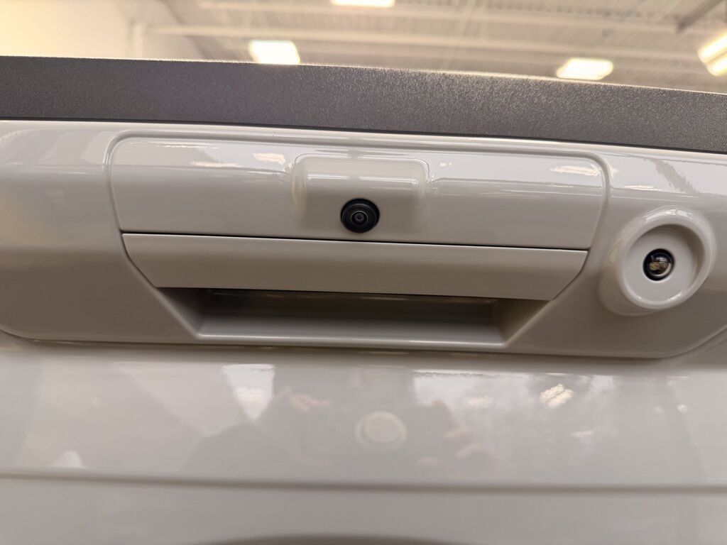 2023 Ford F-150 4x4 SuperCrew Lariat Minocqua WI