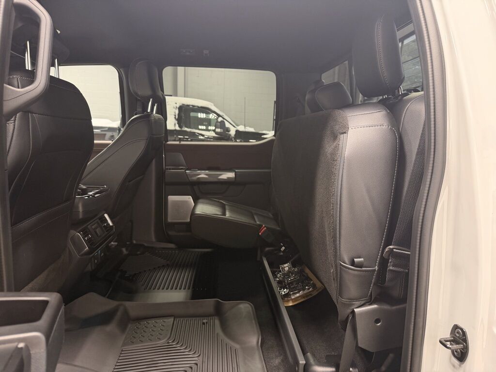 2023 Ford F-150 4x4 SuperCrew Lariat Minocqua WI