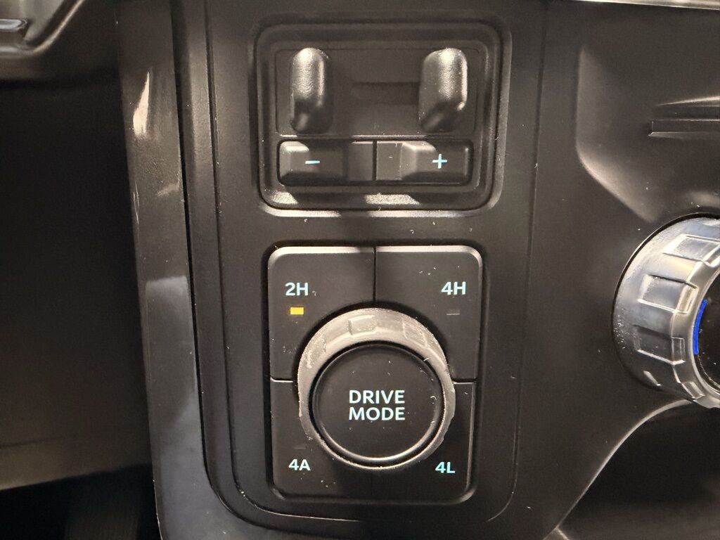 2023 Ford F-150 4x4 SuperCrew Lariat Minocqua WI