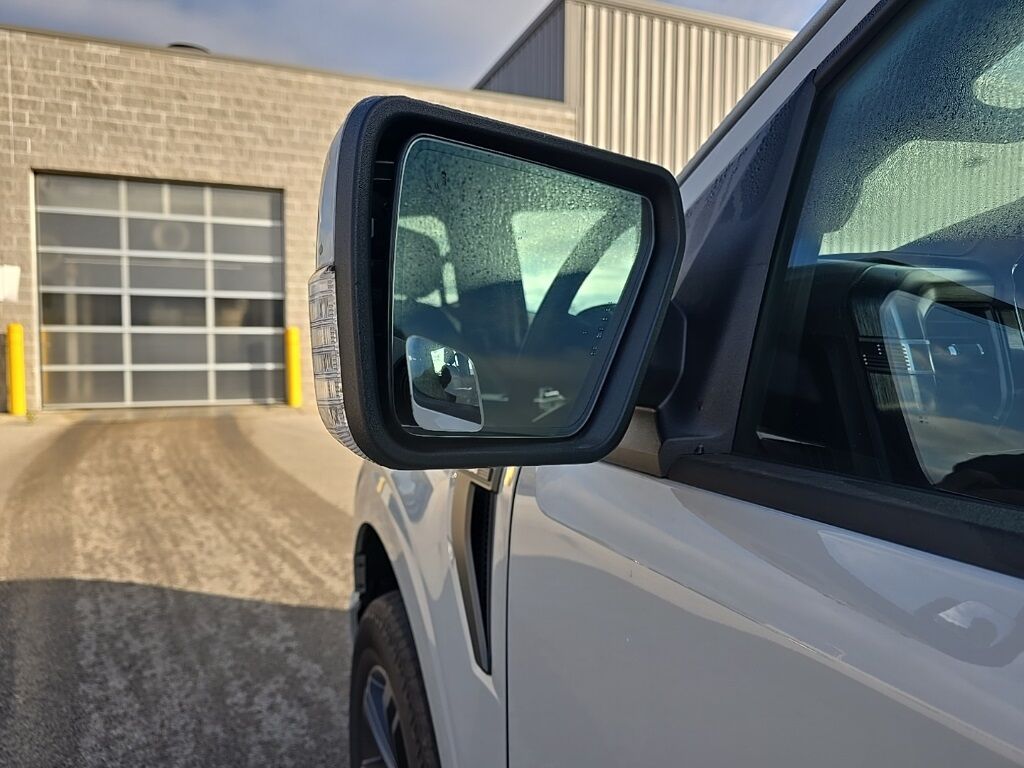 2023 Ford F-150 4x4 SuperCrew Lariat Minocqua WI