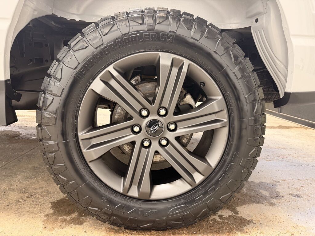 2023 Ford F-150 4x4 SuperCrew Lariat Minocqua WI