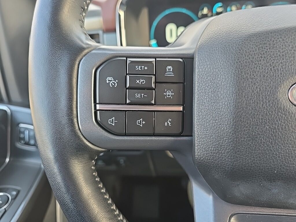 2023 Ford F-150 4x4 SuperCrew Lariat Minocqua WI