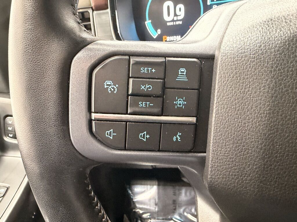 2023 Ford F-150 4x4 SuperCrew Lariat Minocqua WI