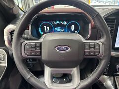 2023 Ford F-150 4x4 SuperCrew Lariat Fond du Lac WI