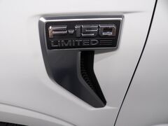 2023 Ford F-150 4x4 SuperCrew Limited Fond du Lac WI