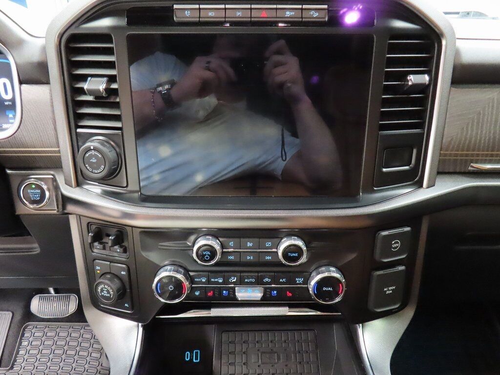 2023 Ford F-150 4x4 SuperCrew Platinum Fond du Lac WI