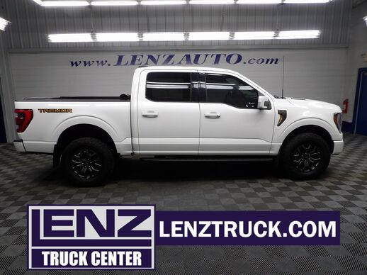 2023_Ford_F-150_4x4 SuperCrew Tremor_ Fond du Lac WI