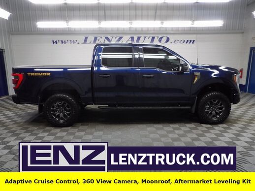 2023_Ford_F-150_4x4 SuperCrew Tremor_ Fond du Lac WI