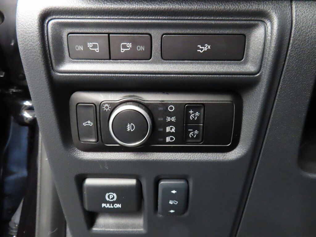 2023 Ford F-150 4x4 SuperCrew XLT Fond du Lac WI