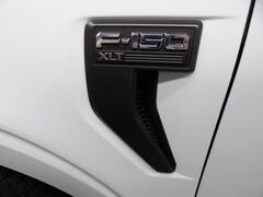 2023 Ford F-150 4x4 SuperCrew XLT Fond du Lac WI