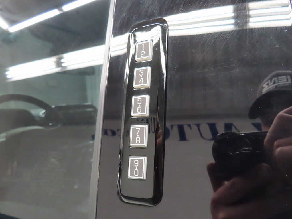 2023 Ford F-150 4x4 SuperCrew XLT Fond du Lac WI