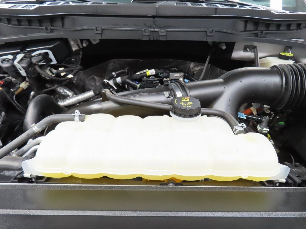 2023 Ford F-150 4x4 SuperCrew XLT Fond du Lac WI