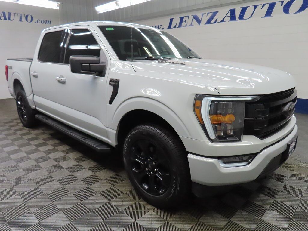 2023 Ford F-150 4x4 SuperCrew XLT Fond du Lac WI