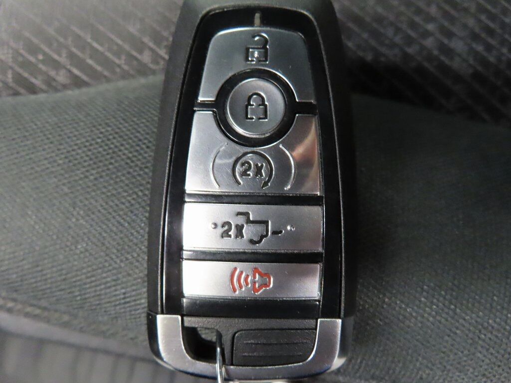 2023 Ford F-150 4x4 SuperCrew XLT Fond du Lac WI