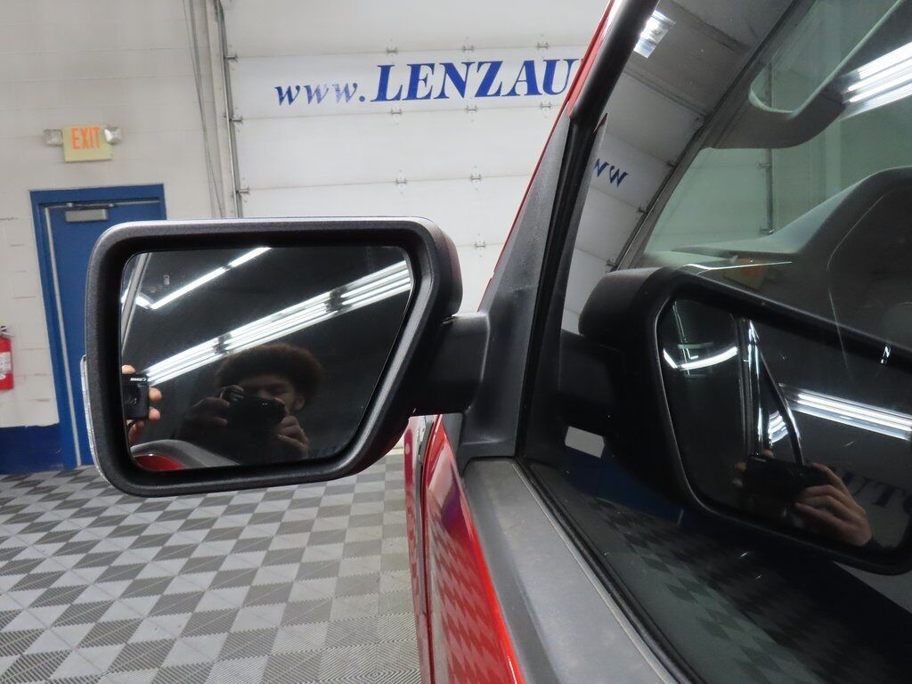 2023 Ford F-150 4x4 SuperCrew XLT Fond du Lac WI