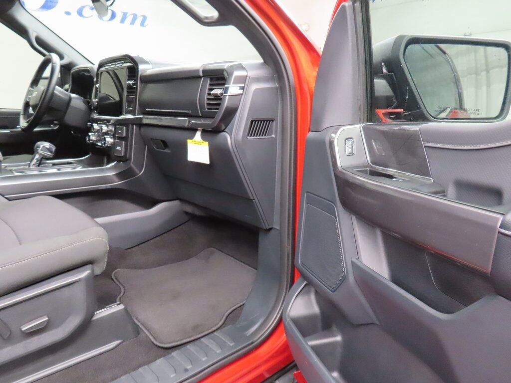 2023 Ford F-150 4x4 SuperCrew XLT Fond du Lac WI