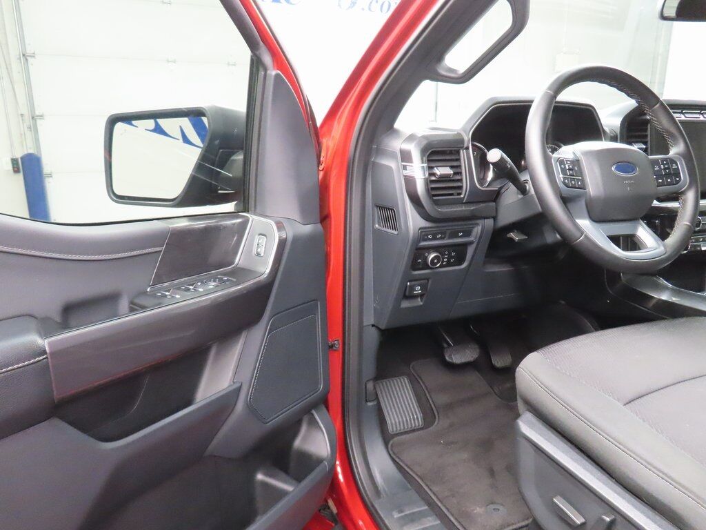 2023 Ford F-150 4x4 SuperCrew XLT Fond du Lac WI