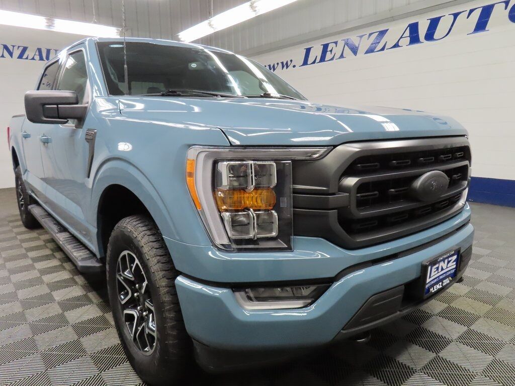 2023 Ford F-150 4x4 SuperCrew XLT Fond du Lac WI