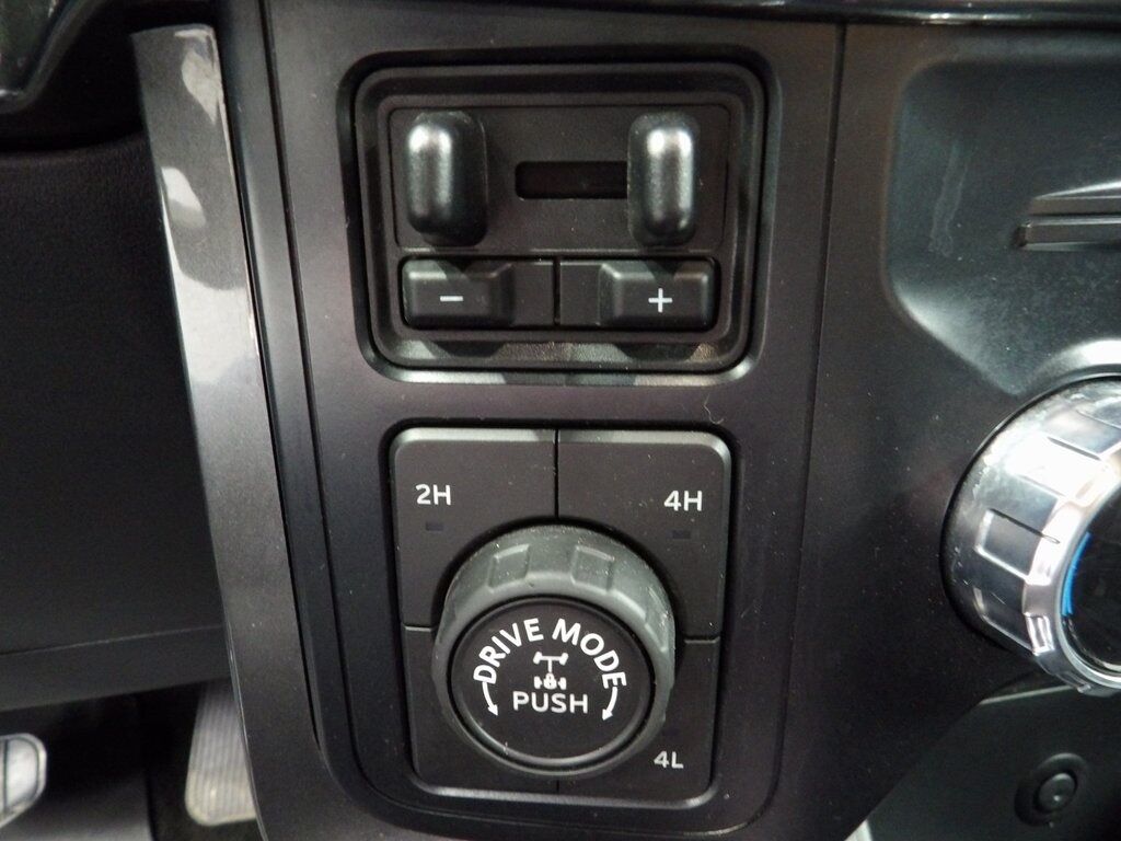 2023 Ford F-150 4x4 SuperCrew XLT Fond du Lac WI