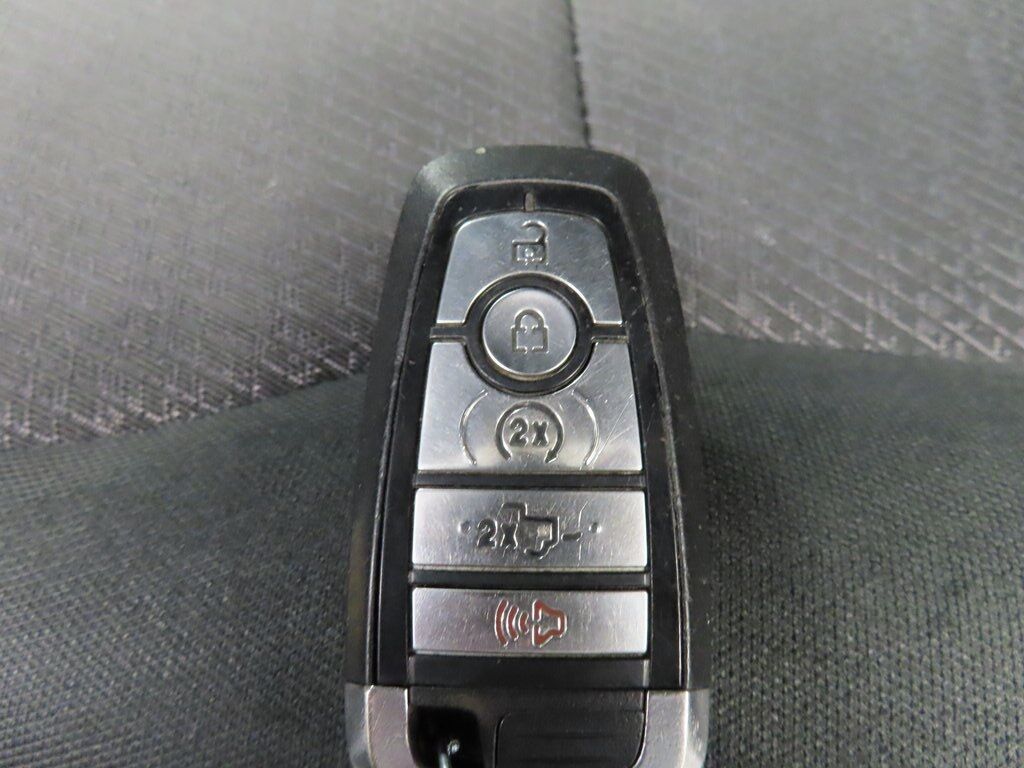 2023 Ford F-150 4x4 SuperCrew XLT Fond du Lac WI