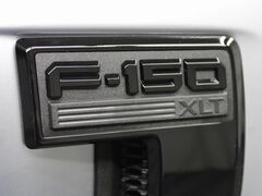 2023 Ford F-150 4x4 SuperCrew XLT Fond du Lac WI