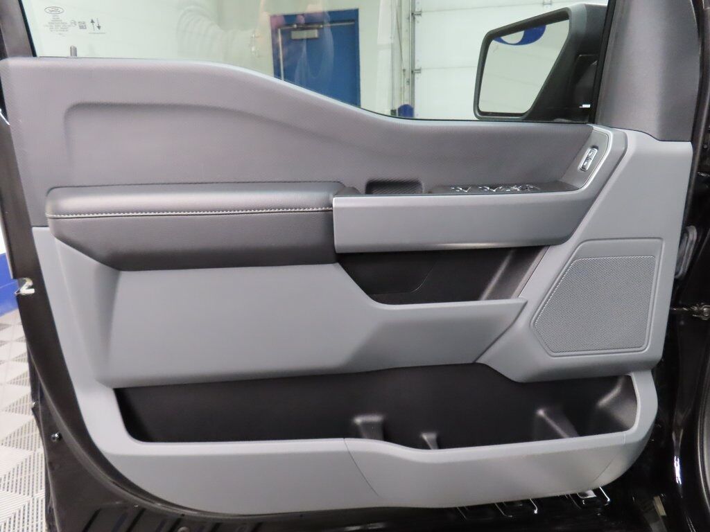 2023 Ford F-150 4x4 SuperCrew XLT Fond du Lac WI