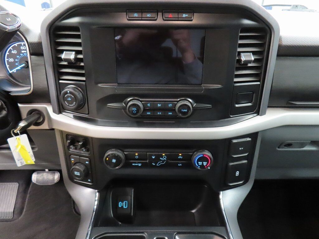 2023 Ford F-150 4x4 SuperCrew XLT Fond du Lac WI