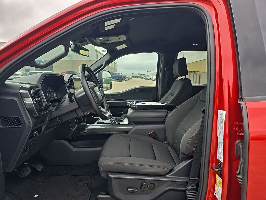2023 Ford F-150 4x4 SuperCrew XLT Fond du Lac WI