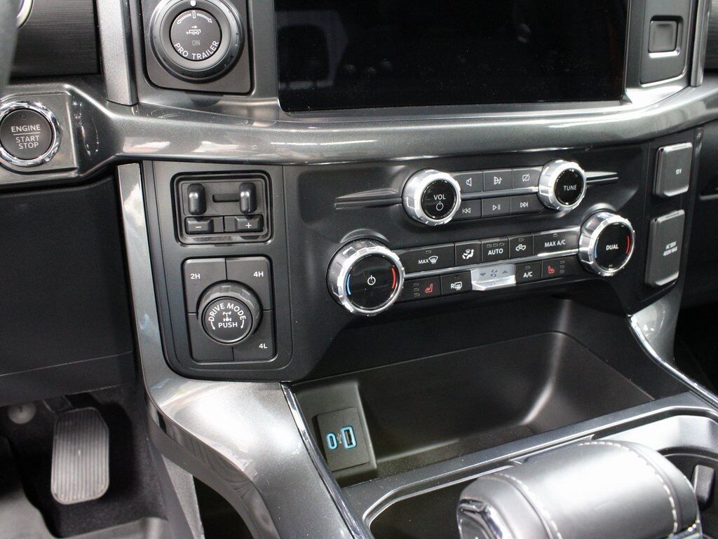 2023 Ford F-150 4x4 SuperCrew XLT Fond du Lac WI
