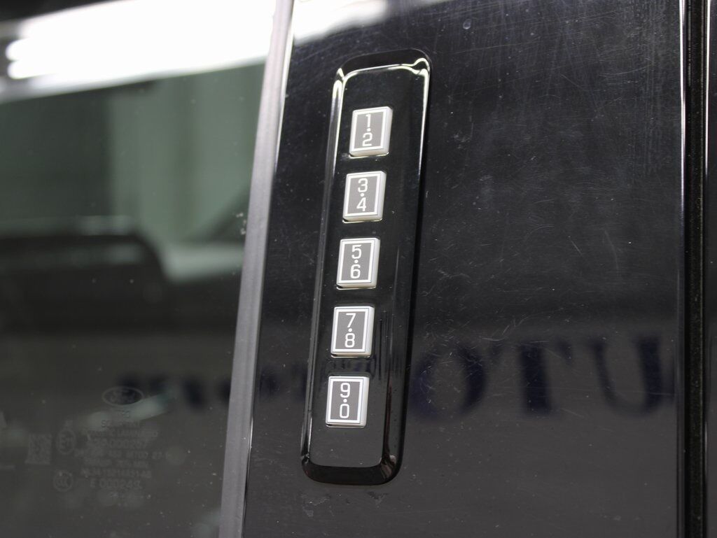 2023 Ford F-150 4x4 SuperCrew XLT Fond du Lac WI