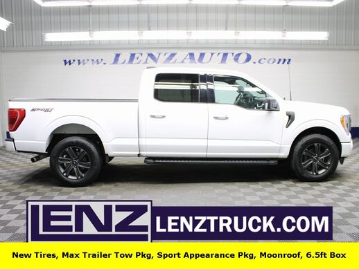 2023_Ford_F-150_4x4 SuperCrew XLT_ Fond du Lac WI