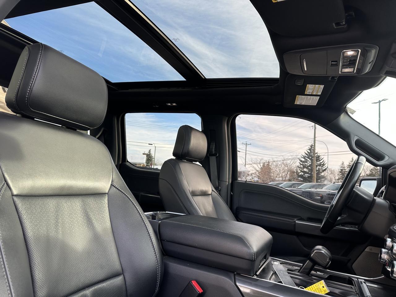 2023 Ford F-150 LARIAT 4WD | 502a | Sport Pkg | Pano Roof | Trailer Tow Pkg | 136L Tank | Black Pkg | 2 Sets Rims Redwater AB
