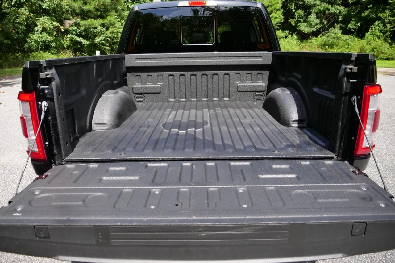 2023 Ford F-150 LARIAT 4X4 / B&O Sound / Cooled Seats / V6 EcoBoost! Lincolnton NC