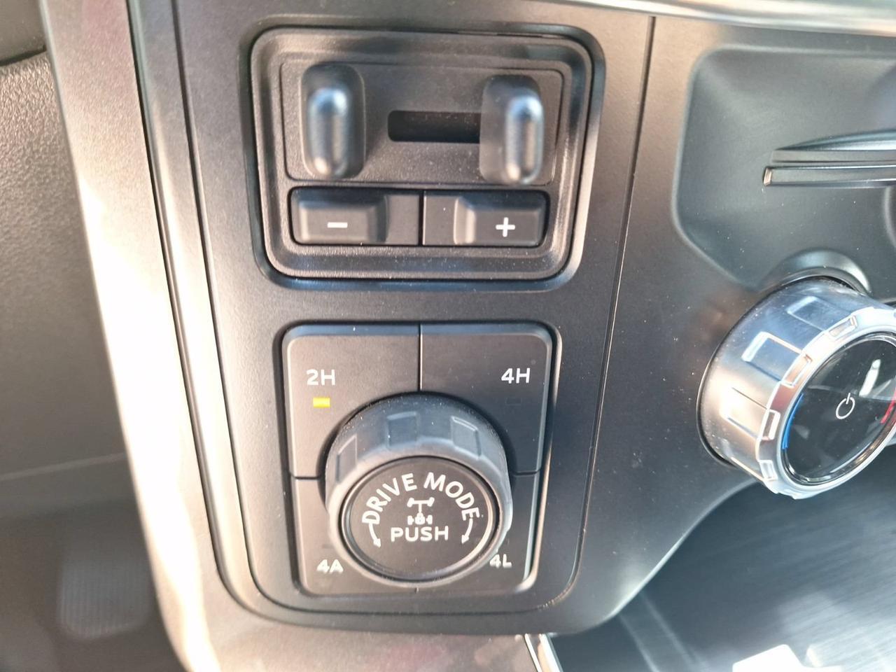 2023 Ford F-150 LARIAT Hurst TX