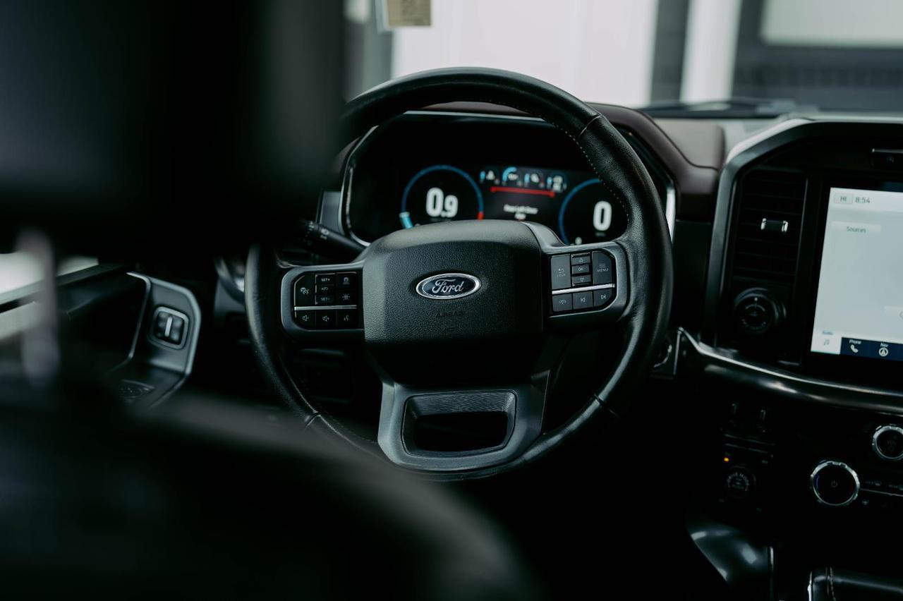 2023 Ford F-150 Lariat photo 13