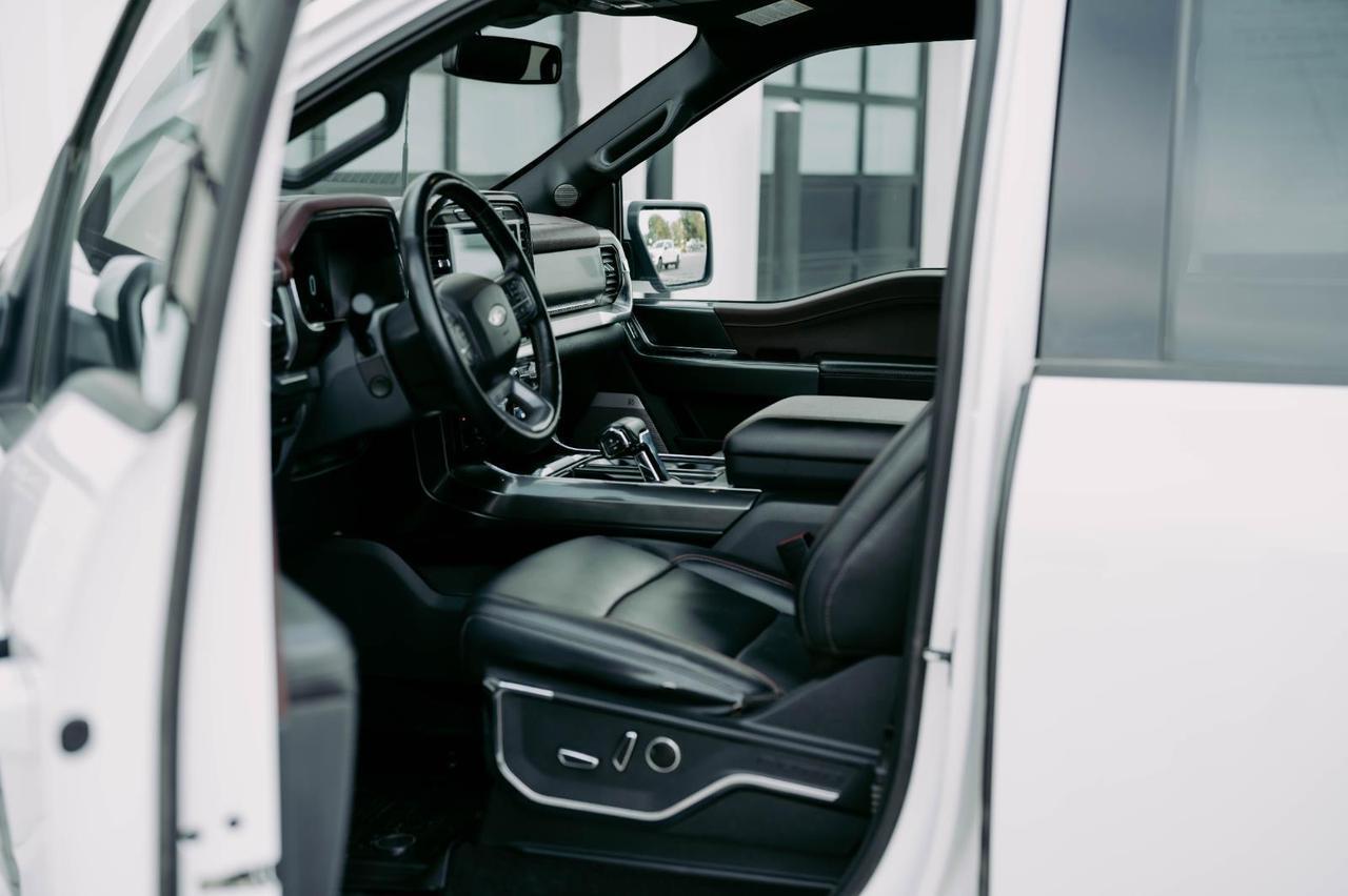 2023 Ford F-150 Lariat photo 15