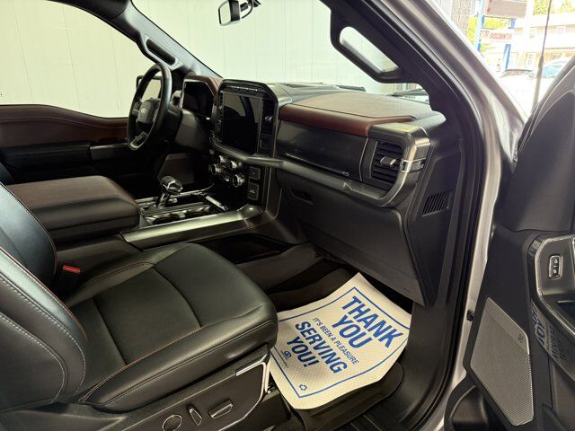 2023 Ford F-150 LARIAT SUPERCREW 5.5 BOX Listowel ON