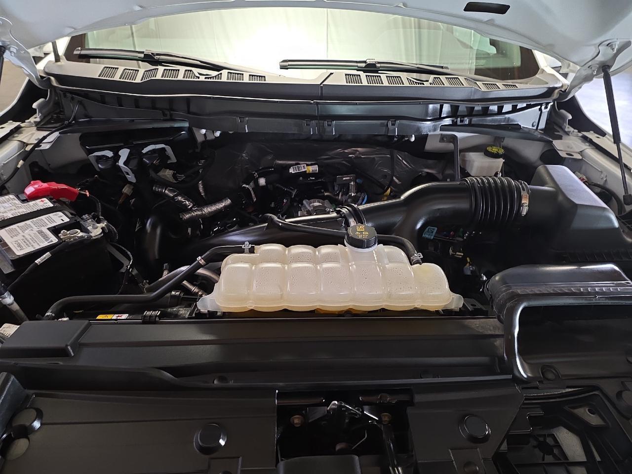 2023 Ford F-150 LARIAT Sand Lake NY