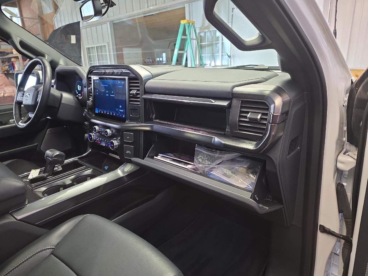 2023 Ford F-150 LARIAT Sand Lake NY